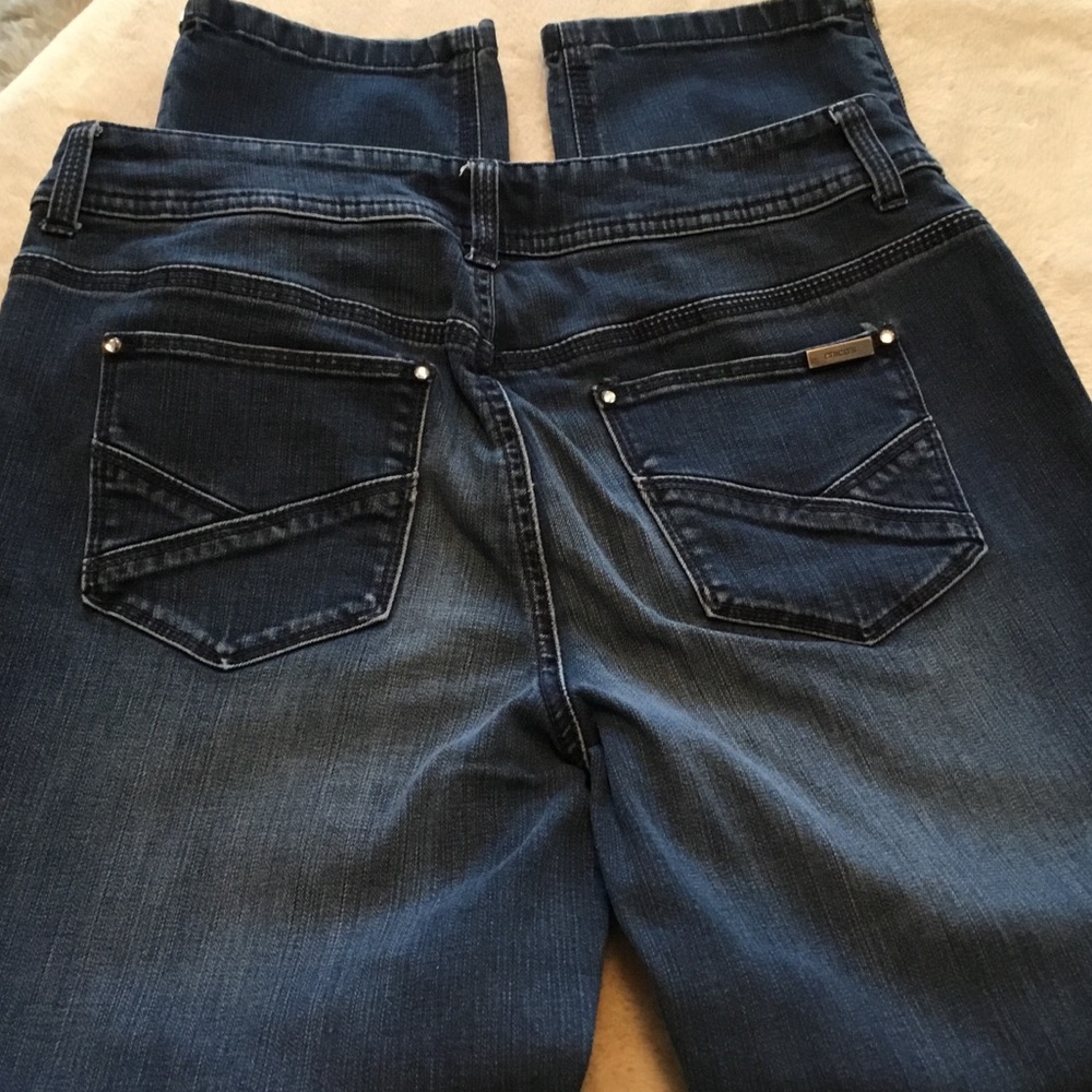 Chico’s So Slimming Ankle Zippered Hem Jeans  - Size 4